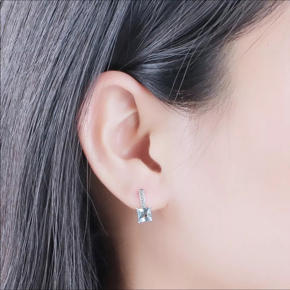 Blue Topaz Silver Earrings - Picture 3 of 5